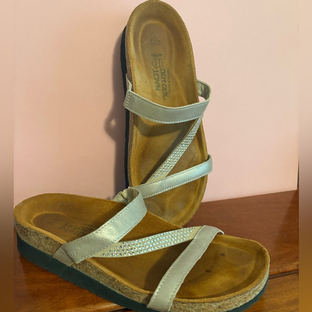 Naot Sandals Ergonomic Comfort Design